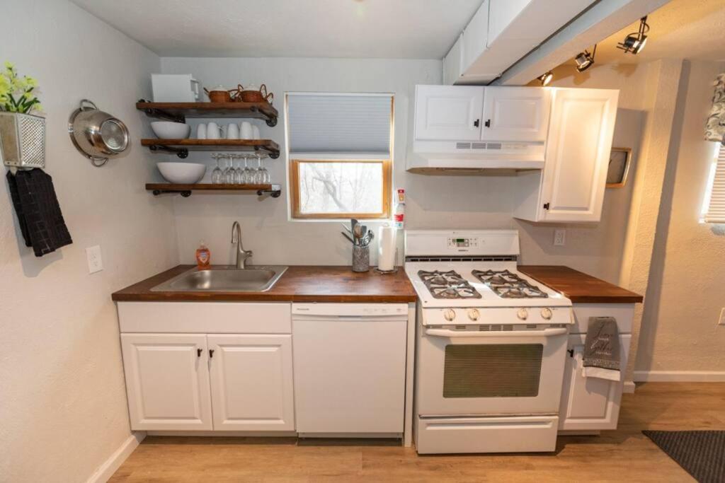 Cozy & Comfy Cottage In The City - W Parking Πίτσμπουργκ Εξωτερικό φωτογραφία